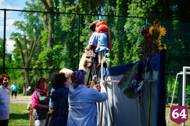 В Саратовской области пенсионеры создали театр кукол